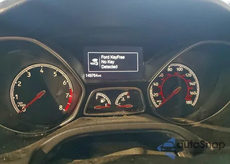 2016 Ford Focus St z USA, uszkodzony, nr VIN 1FADP3L9XGL357743